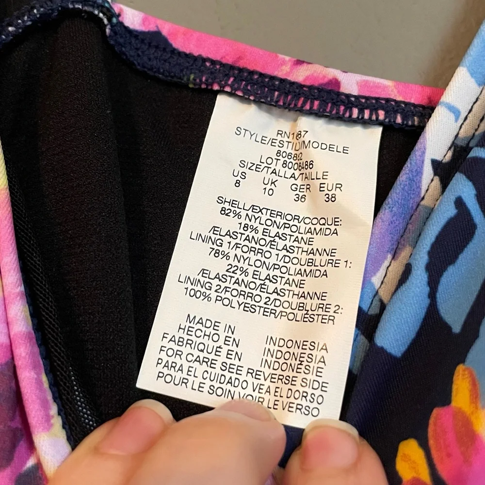 NWT Swim Solutions Sz 8 Garden Dreams Flutter Sleeve One-Piece Swimsuit Ret $102 - Picture 7 of 13